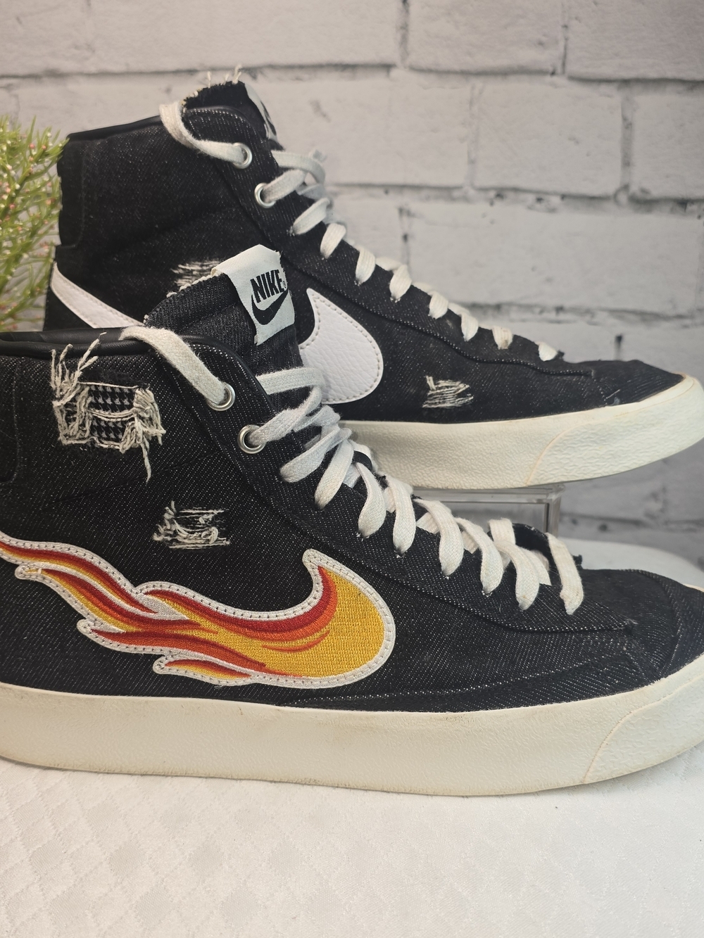 NIKE BLAZER MID '77 CLEVELAND ROCKS SNEAKER BLACK DISTRESSED FLAMING SWOOSH 10.5